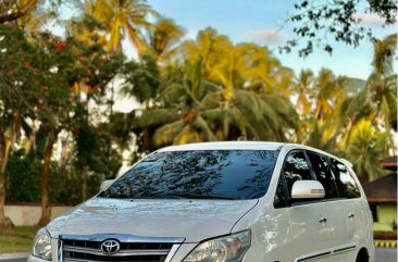 Sell Pearl White 2015 Toyota Innova in San Pablo