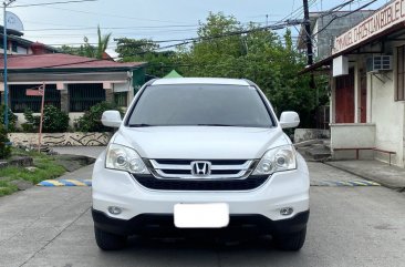 Selling White Honda Cr-V 2010 in Manila