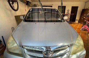 Silver Toyota Avanza 2007 for sale in Las Piñas