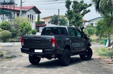 Selling White Toyota Hilux 2018 in Las Piñas