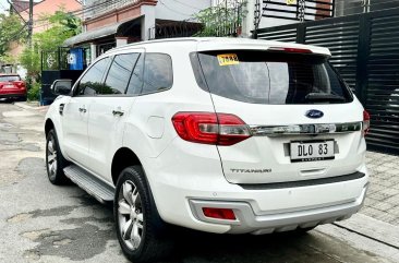 Selling White Ford Everest 2016 in Pasig