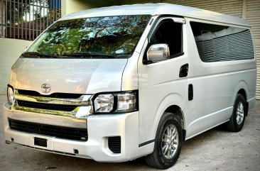 2016 Toyota Hiace  Commuter 3.0 M/T in Manila, Metro Manila