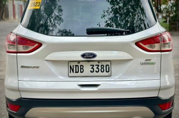 White Ford Escape 2016 for sale in Manila