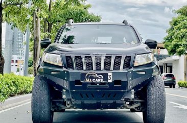 2018 Nissan Navara in Makati, Metro Manila