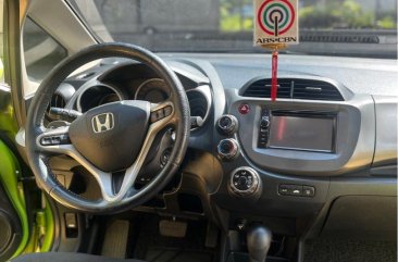 Selling Green Honda Jazz 2012 in Pasig