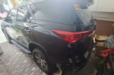 Selling White Toyota Fortuner 2017 in Quezon City