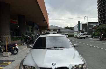 Selling White Bmw 318I 2003 in San Juan