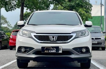 Sell White 2015 Honda Cr-V in Makati