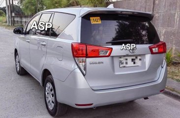 White Toyota Innova 2018 for sale in Manila