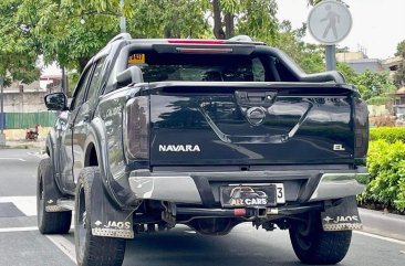 Selling White Nissan Navara 2018 in Makati