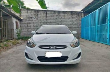 Sell White 2017 Hyundai Accent in Manila