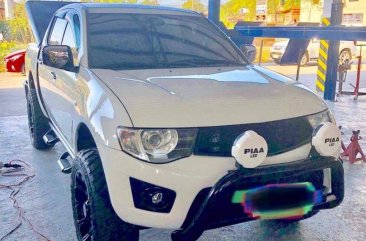 White Mitsubishi Strada 2010 for sale in Pasig