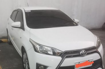 Selling White Toyota Yaris 2016 in Manila