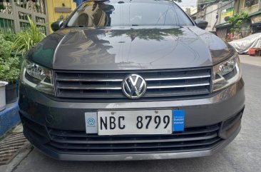 Selling White Volkswagen Santana 2018 in Manila