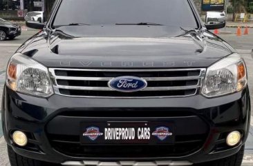 Selling White Ford Everest 2013 in Manila