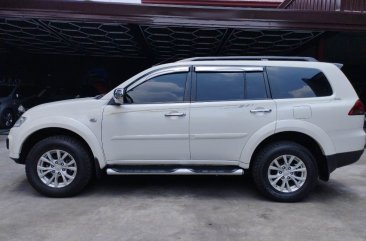 Selling White Mitsubishi Montero 2015 in Marikina