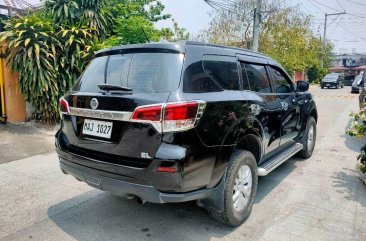 Selling White Nissan Terra 2019 in Pasay