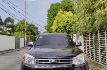 White Ford Everest 2014 for sale in Parañaque