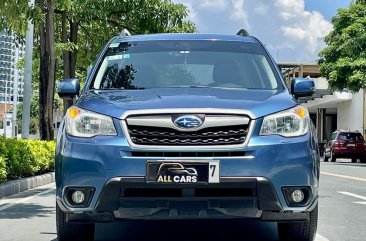 Selling White Subaru Forester 2014 in Makati