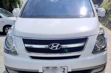 White Hyundai Starex 2011 for sale in Pasig