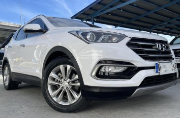 2017 Hyundai Santa Fe  2.2 CRDi GLS 8A/T 2WD (Dsl) in Quezon City, Metro Manila