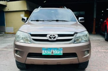 Selling White Toyota Fortuner 2006 in Quezon City