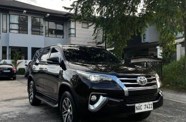 Selling White Toyota Fortuner 2017 in Quezon City