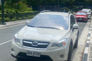 Pearl White Subaru Xv 2015 for sale in Makati