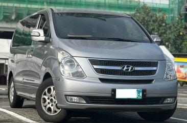 Selling White Hyundai Starex 2013 in Makati