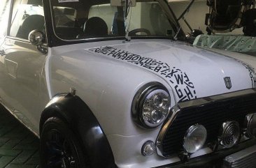 White Mini Cooper 2017 for sale in Malabon