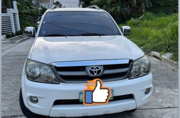 White Toyota Fortuner 2008 for sale in Automatic