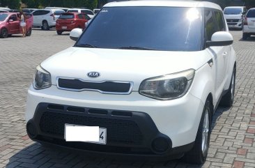 White Kia Soul 2015 for sale in Automatic