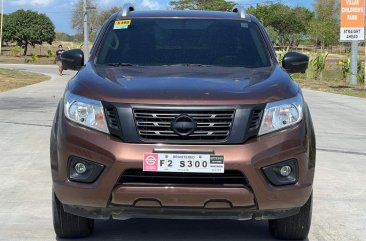 Selling White Nissan Navara 2019 in Parañaque