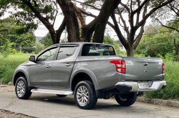 White Mitsubishi Strada 2018 for sale in Parañaque