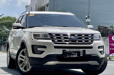 Selling White Ford Explorer 2017 in Makati