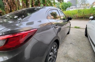 Selling White Mazda 2 2016 in Muntinlupa