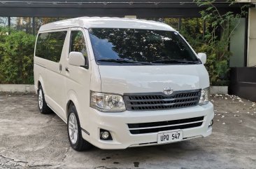 Sell White 2013 Toyota Hiace Super Grandia in Quezon City