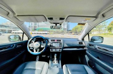 Selling White Subaru Legacy 2017 in Makati