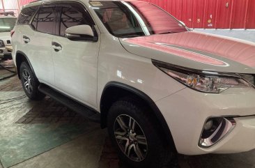 Sell White 2017 Toyota Fortuner in Pasig