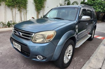 White Ford Everest 2014 for sale in Quezon City