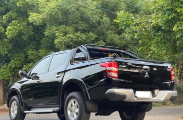 Sell White 2016 Mitsubishi Strada in Parañaque