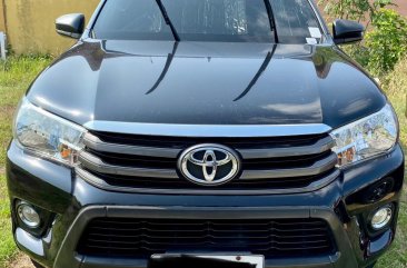 White Toyota Hilux 2018 for sale in Manual