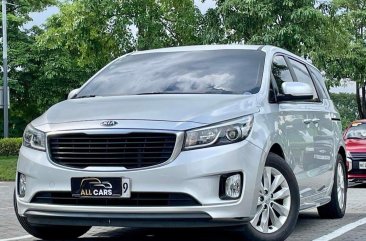 White Kia Carnival 2016 for sale in Makati