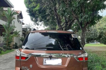 Selling White Isuzu Mu-X 2015 in Cainta