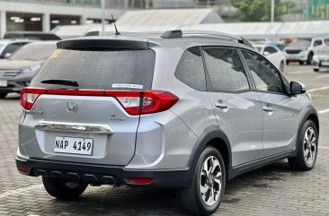 Selling White Honda BR-V 2018 in Makati
