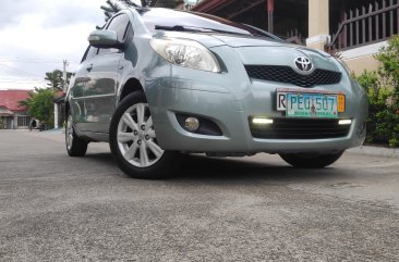 Yellow Toyota Yaris 2010 for sale in Automatic