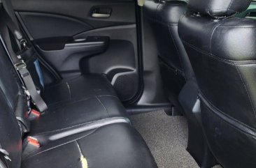 White Honda Cr-V 2012 for sale in Quezon City