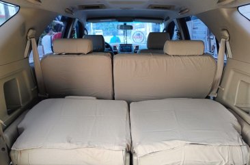 White Toyota Fortuner 2010 for sale in Manila