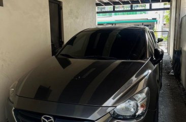 Selling White Mazda 2 2017 in Manila