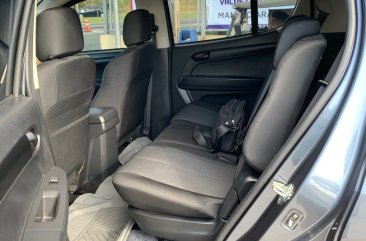 White Isuzu Mu-X 2019 for sale in Lipa